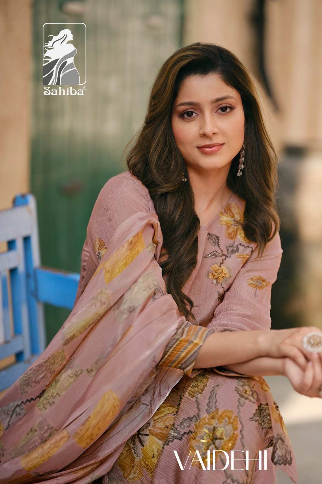 Vaidehi Sahiba Simmer Tissue Pant Style Suits Exporter Ahmedabad