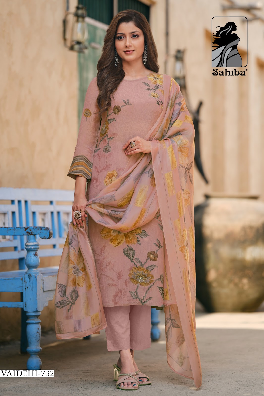 Vaidehi Sahiba Simmer Tissue Pant Style Suits Exporter Ahmedabad