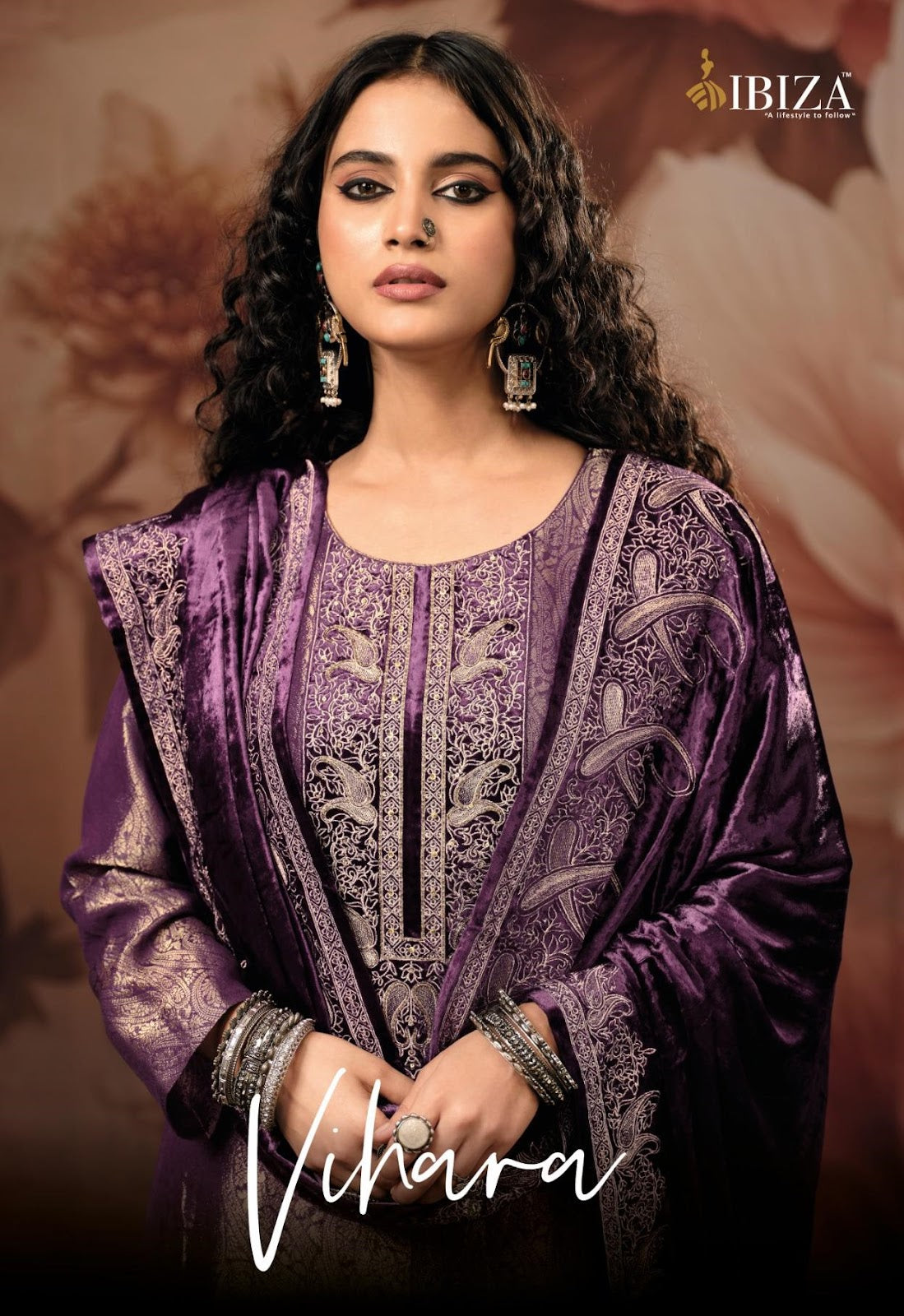 Vihara Ibiza Jacquard Velvet Suits Wholesaler