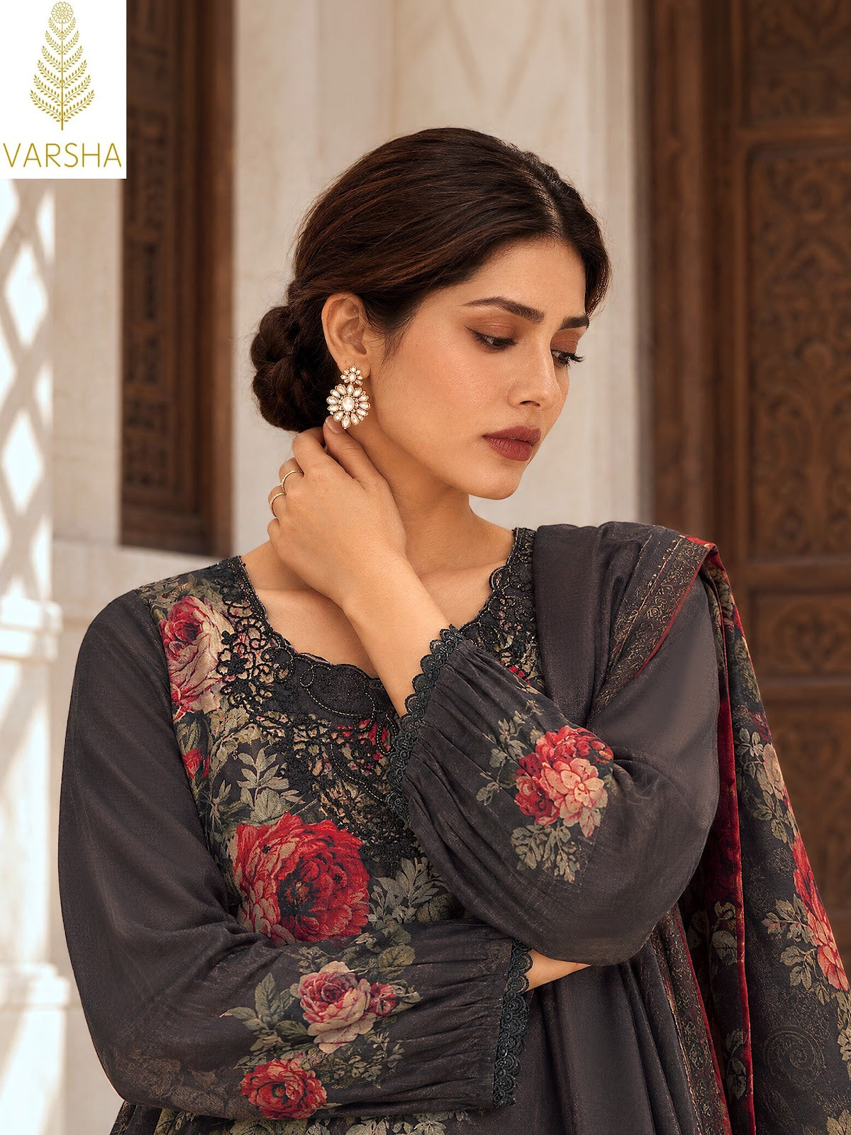 Violette Varshaa Viscose Pashmina Suits Manufacturer