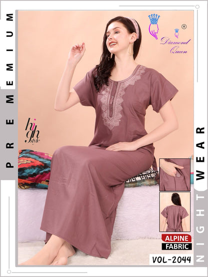 वॉल्यूम 2044 डायमंड क्वीन अल्पाइन नाइट गाउन निर्यातक अहमदाबाद