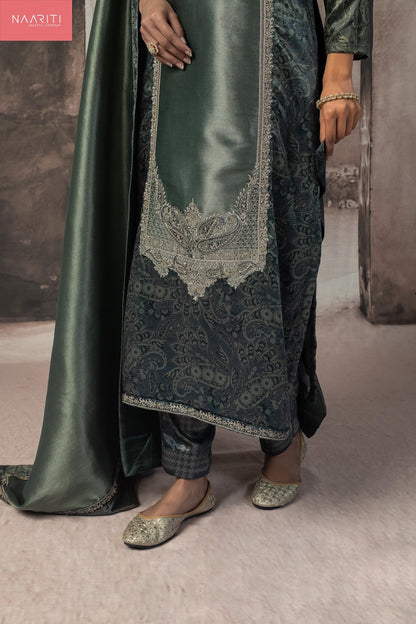 Wabi Naariti Velvet Suits Supplier India