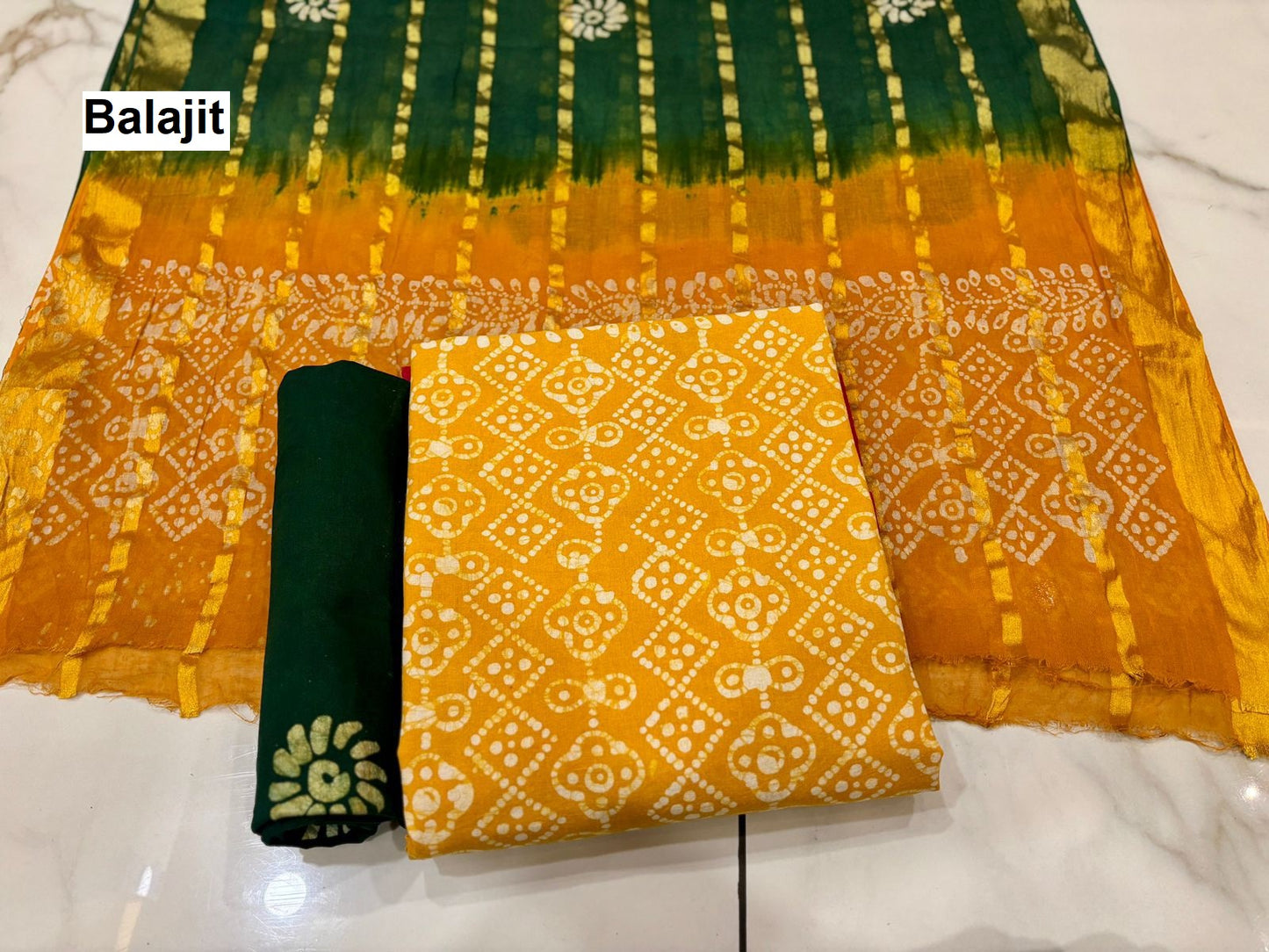 वैक्स बाटिक 111125 बालाजीत कॉटन ड्रेस मटीरियल थोक