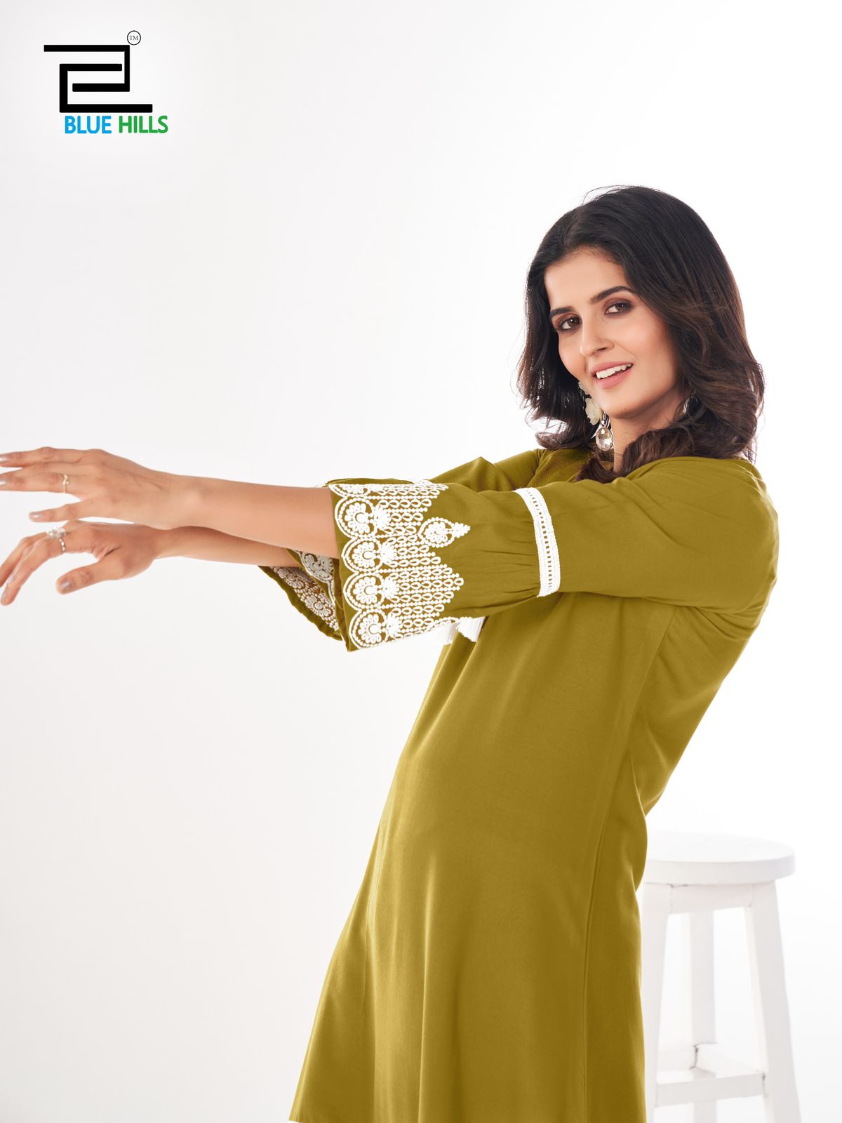 Wimbledon Blue Hills Rayon 14Kg One Piece Wholesale Rate