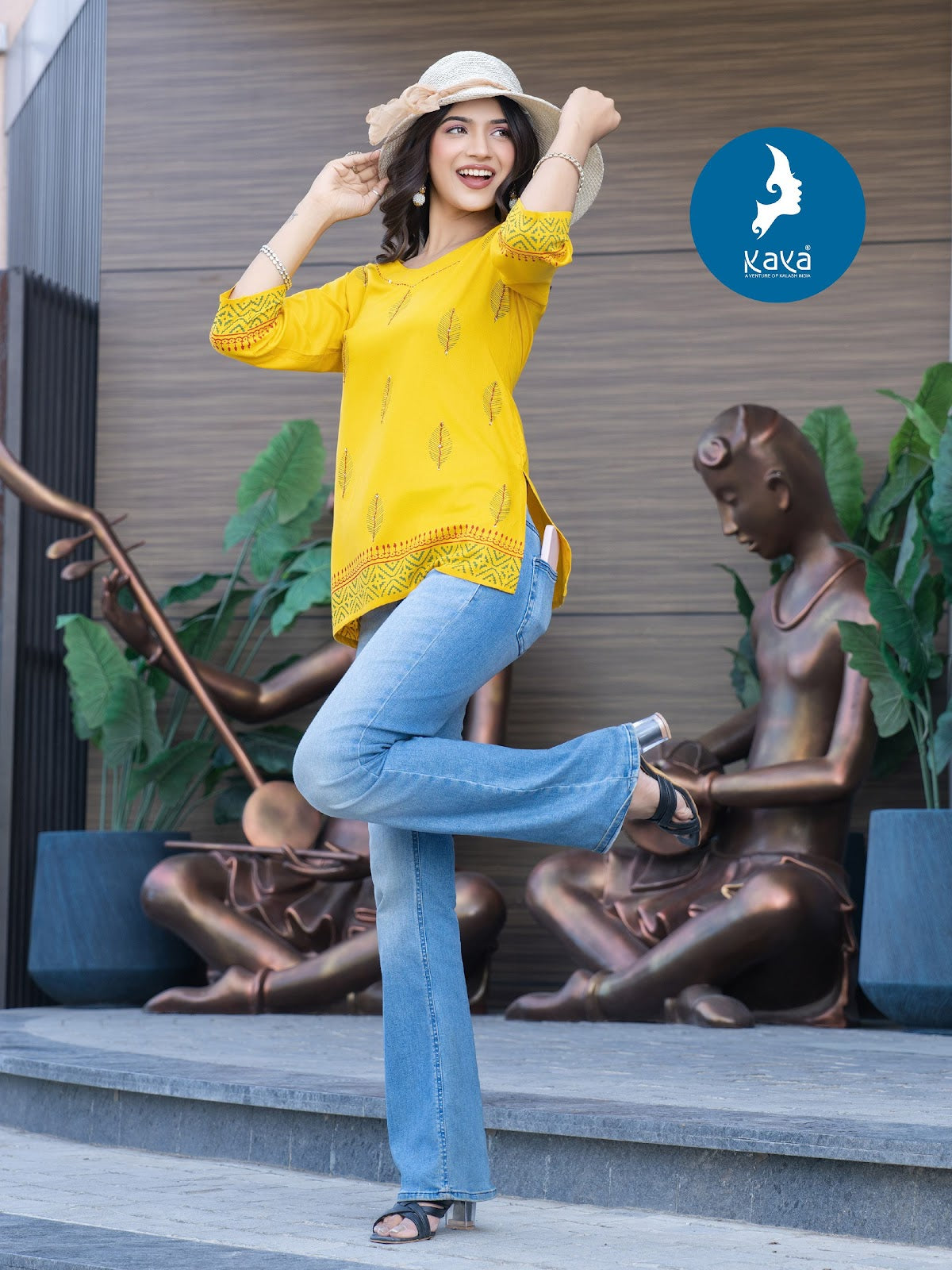 Womenia Kaya Reyon Short Kurtis Manufacturer India