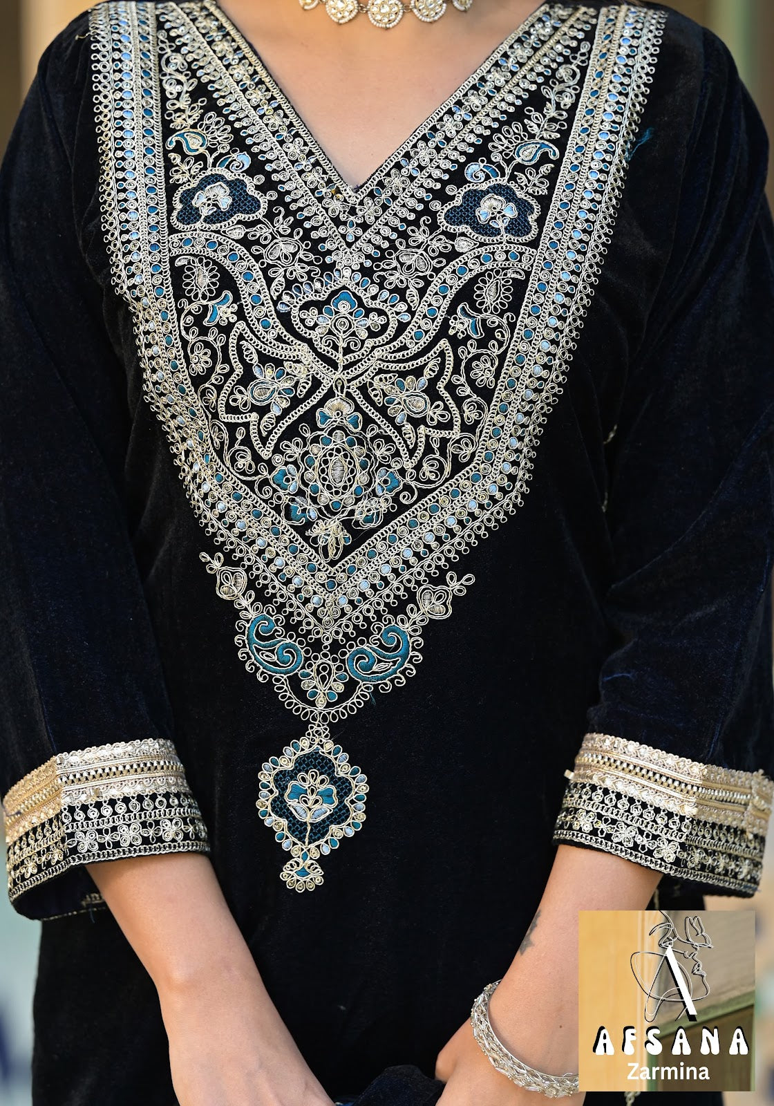 Zarmina Afsana Readymade Velvet Suits Supplier India