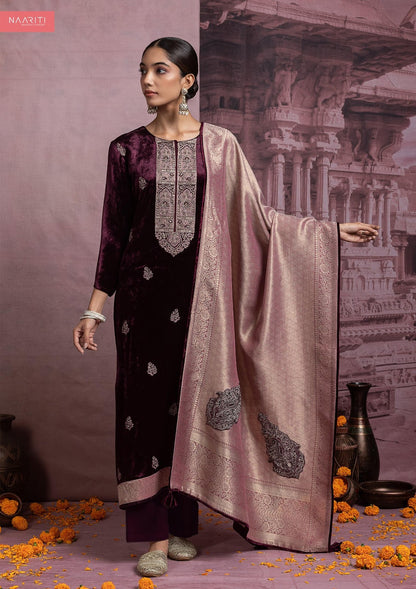 Zeenat Naariti Velvet Suits Supplier