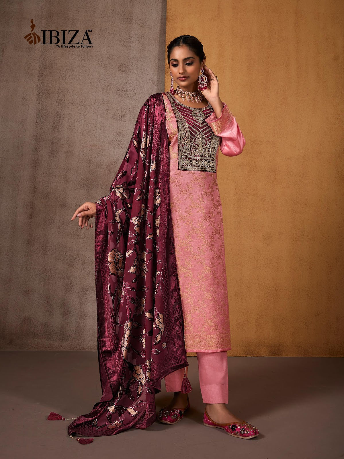 Zeffa Ibiza Silk Jacquard Velvet Suits Supplier India