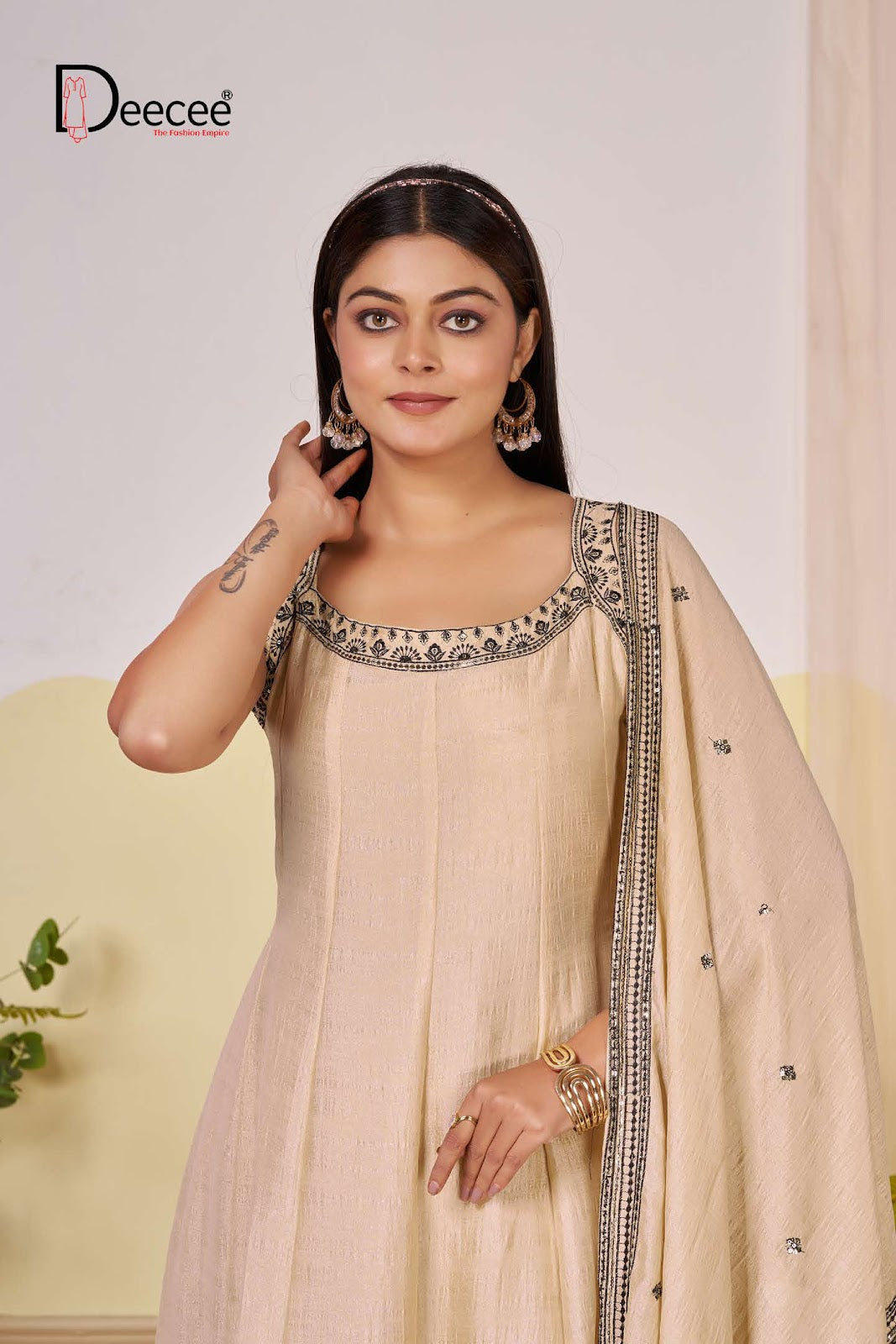 Zig Zag Deecee Viscose Readymade Anarkali Suits Supplier Gujarat