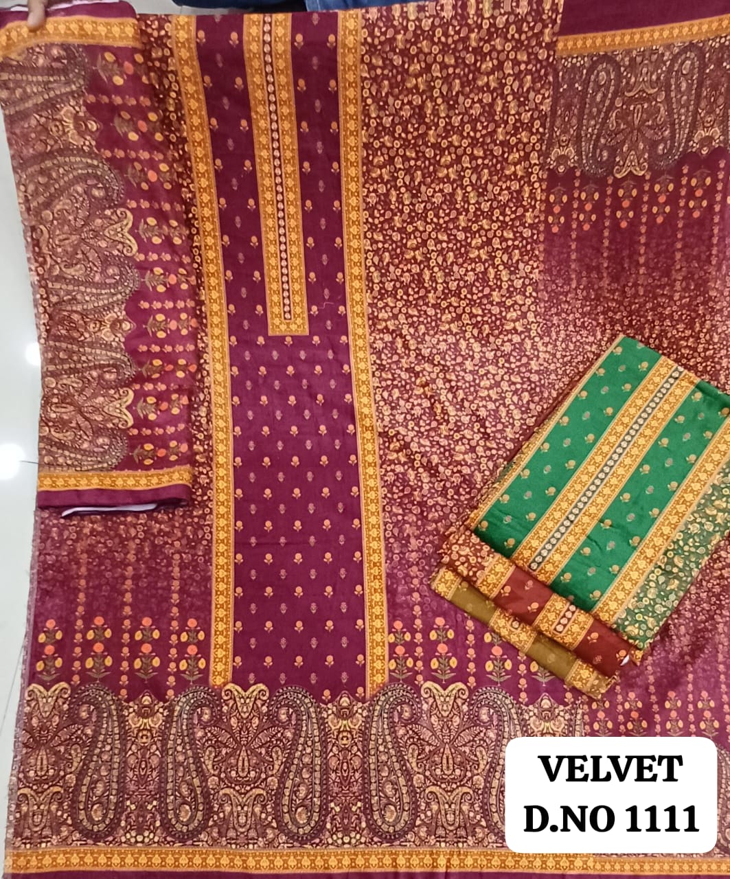 1107-1112 Skt Velvet Suits