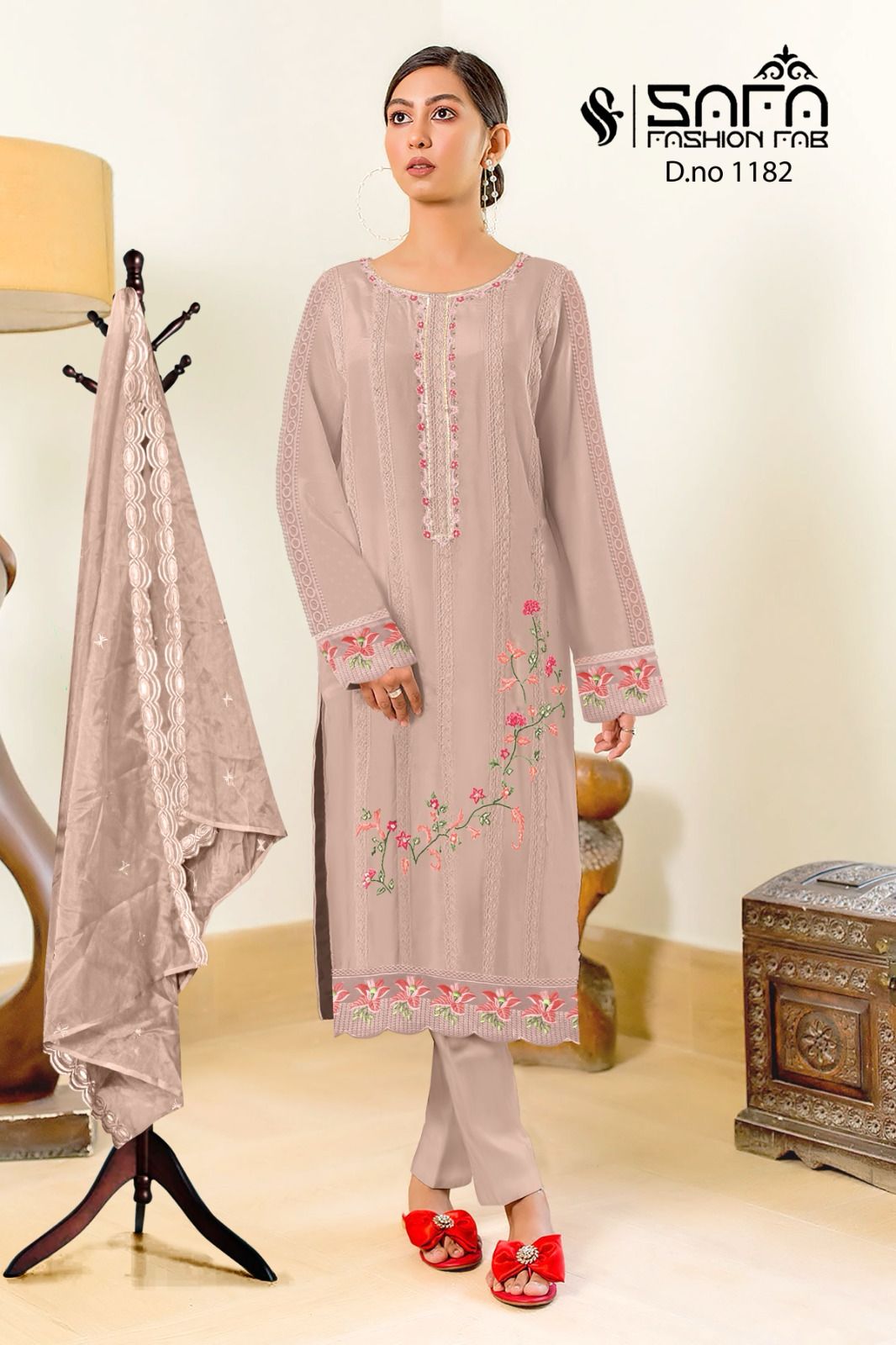 1182-New Safa Fashion Fab Georgette Pakistani Readymade Suits