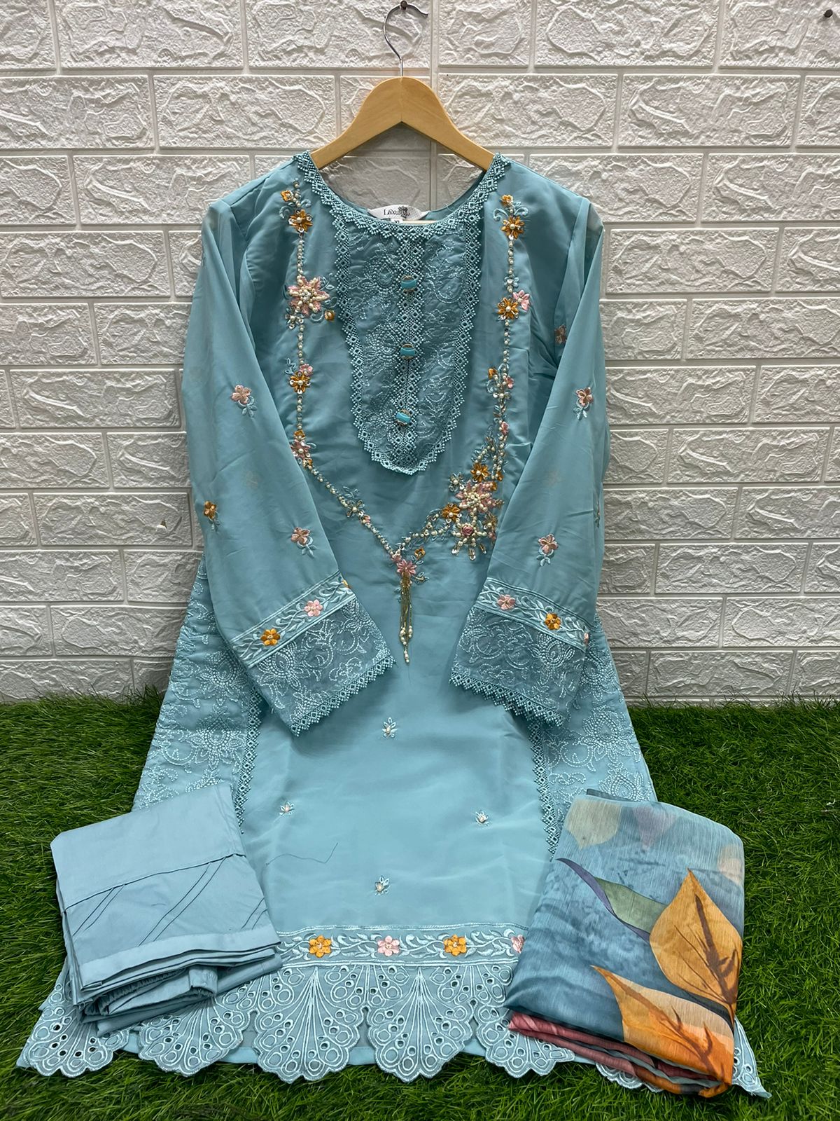 1287 Laxuria Trendz Georgette Pakistani Readymade Suits