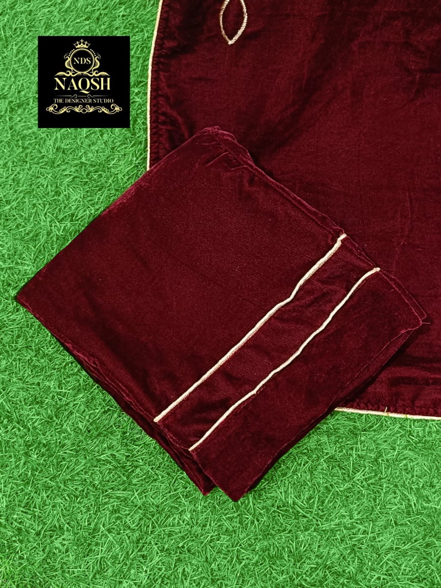 15008 Naqsh Velvet Kurti Pant Set