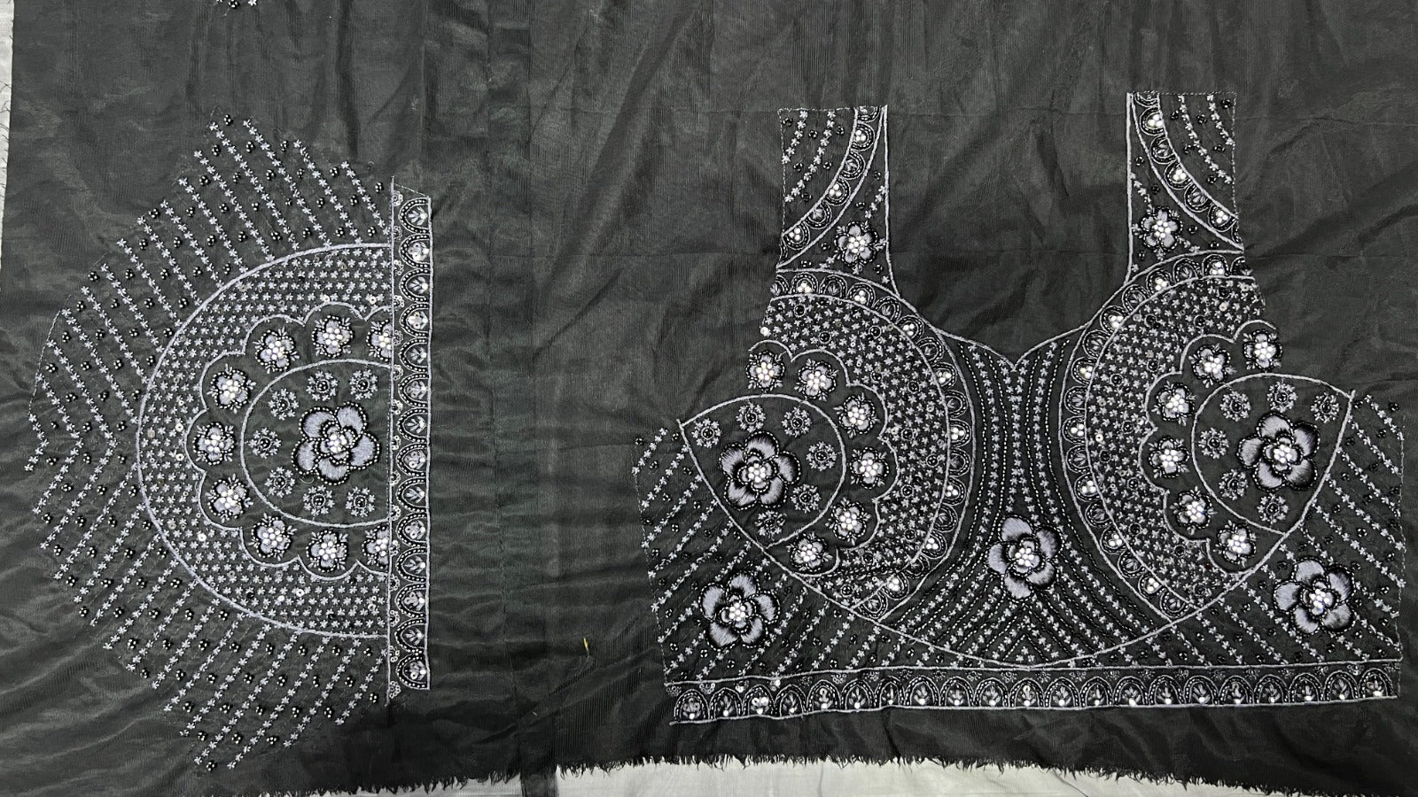 2636 Anjani Art Net Lehenga Choli