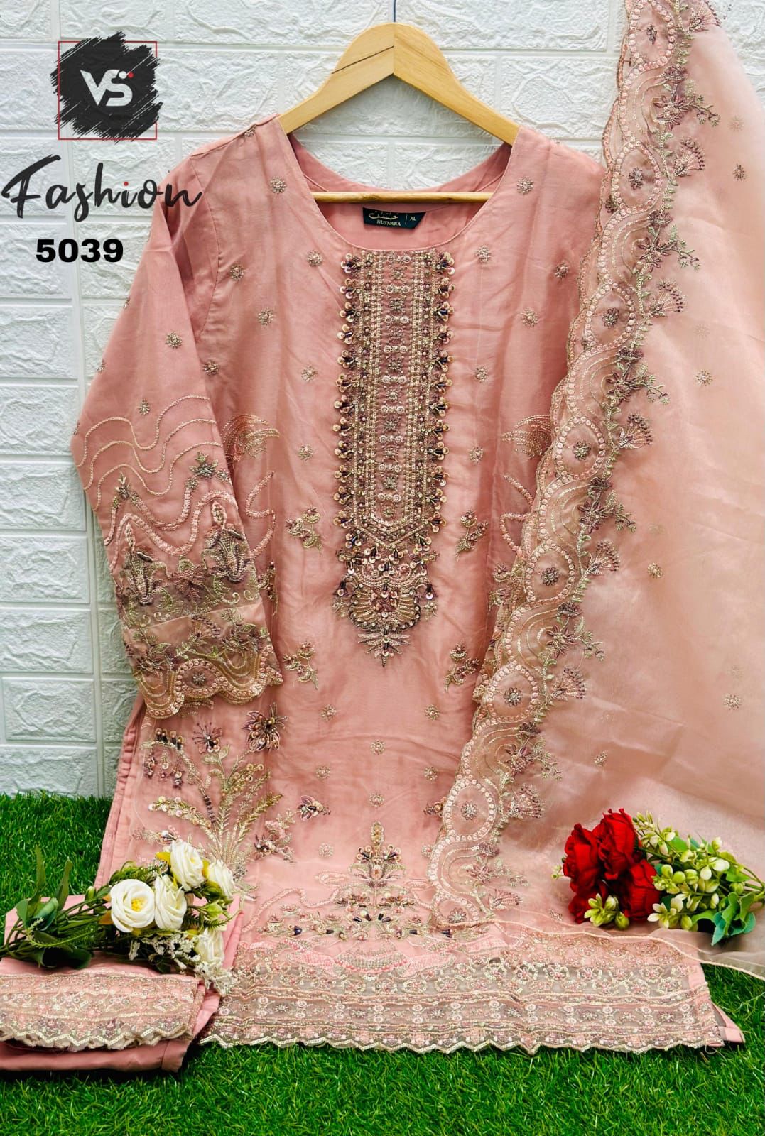 5039 Vs Fashion Organza Pakistani Readymade Suits