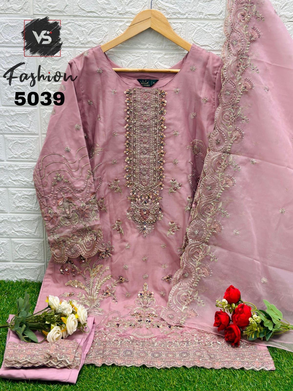 5039 Vs Fashion Organza Pakistani Readymade Suits