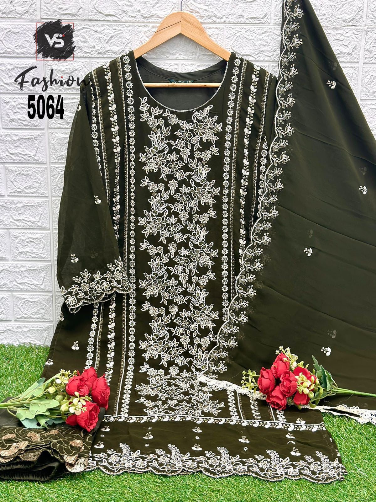 5064 Vs Fashion Georgette Pakistani Readymade Suits
