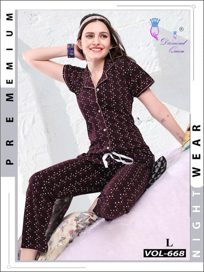 668 Diamond Queen Sinker Collar Night Suits