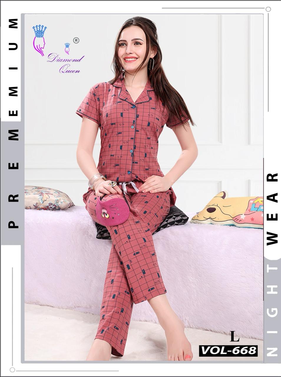 668 Diamond Queen Sinker Collar Night Suits