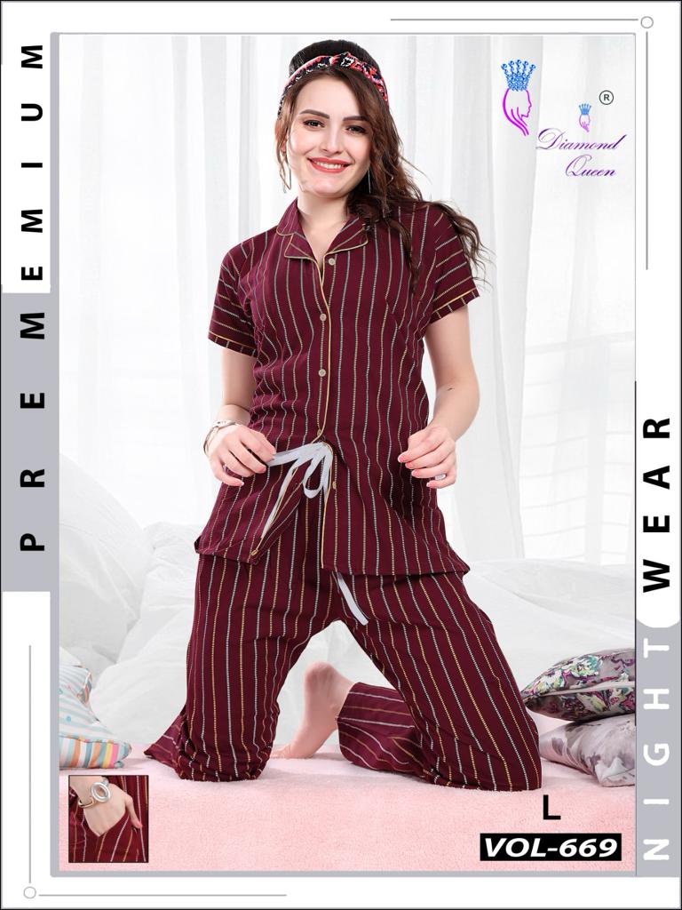 669 Diamond Queen Sinker Collar Night Suits