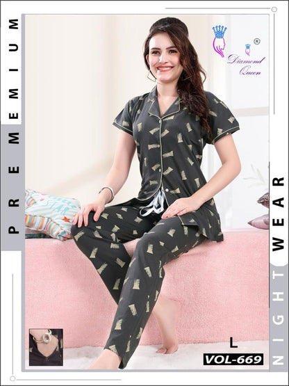 669 Diamond Queen Sinker Collar Night Suits