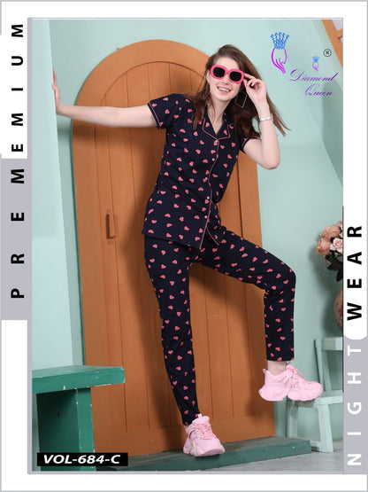 684 Diamond Queen Sinker Collar Night Suits