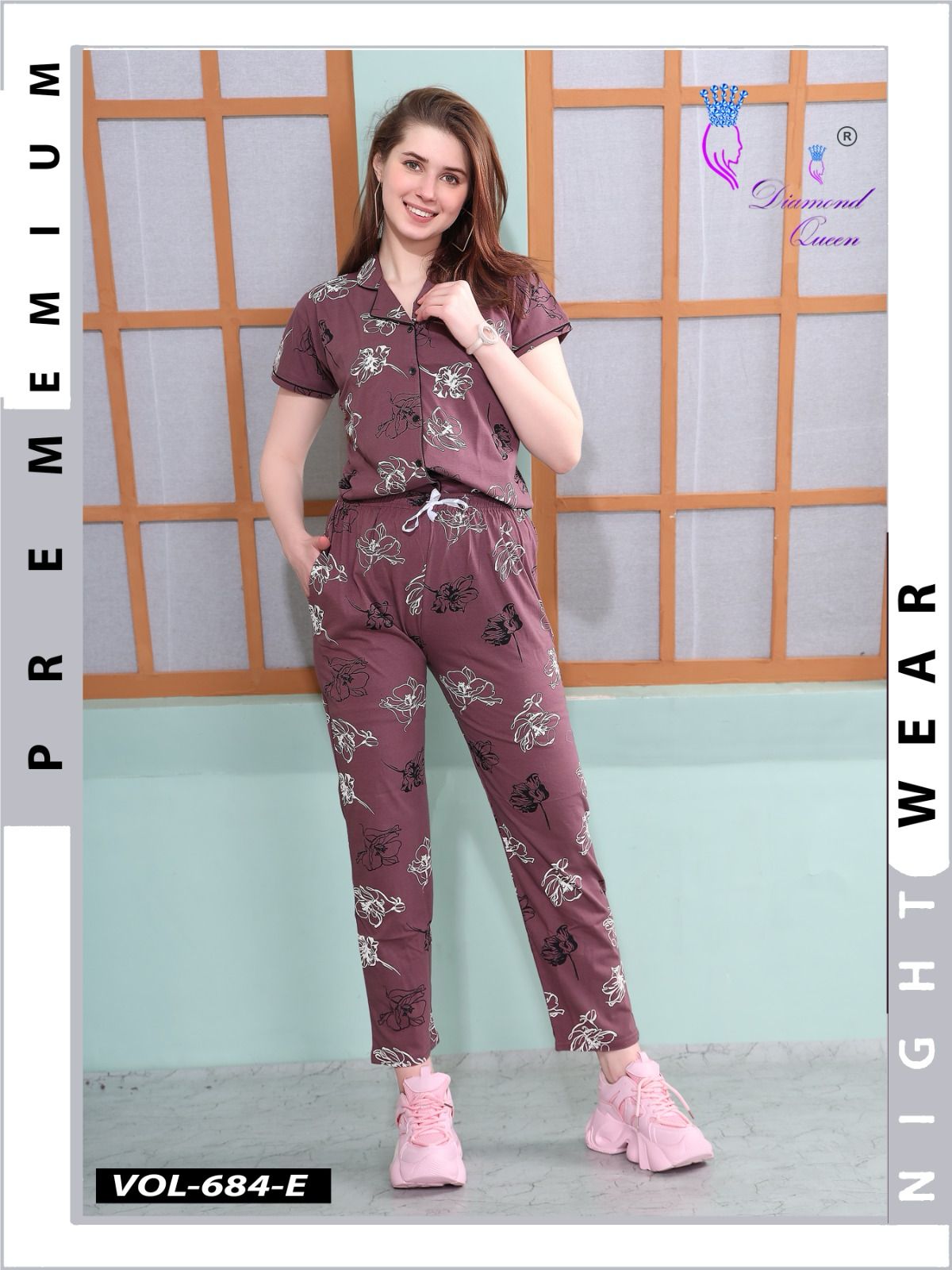 684 Diamond Queen Sinker Collar Night Suits