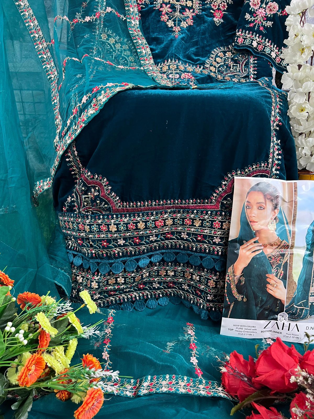 Aafiya Vol 3-10219 Zaha Velvet Suits