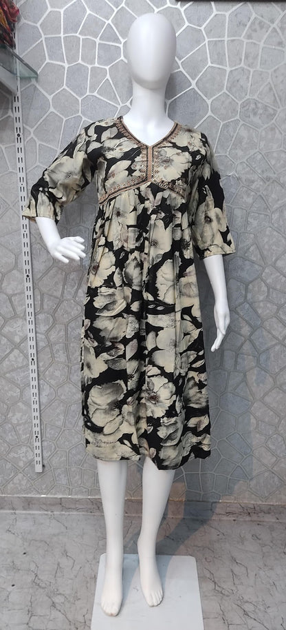 Aaliya Cut-0110 Khasiyat Rayon Knee Length Kurtis