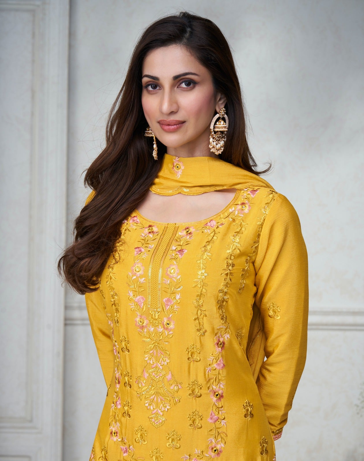 Agha Noor Aashirwad Creation Chinon Silk Readymade Suits