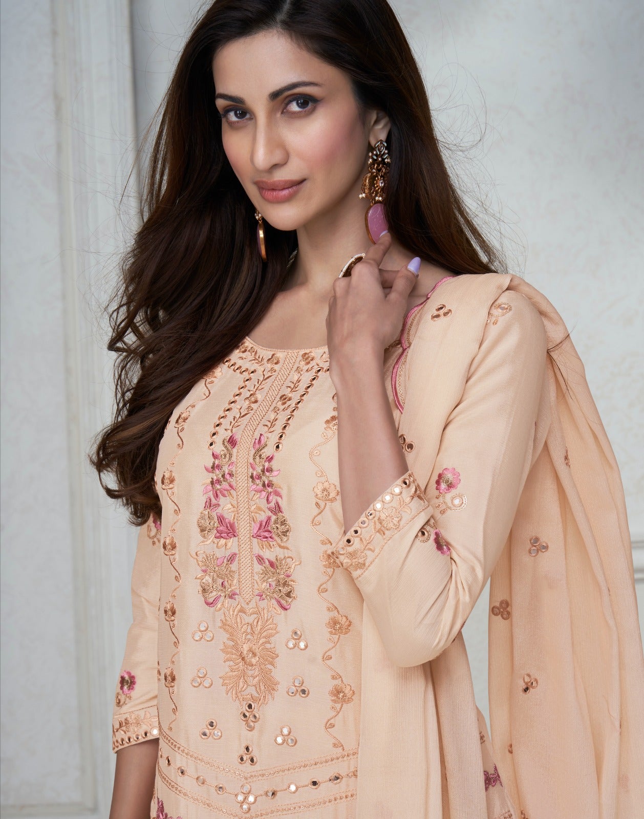 Agha Noor Aashirwad Creation Chinon Silk Readymade Suits