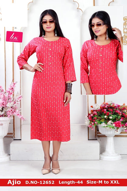 Ajio Zoya Rayon Straight Cut Kurtis