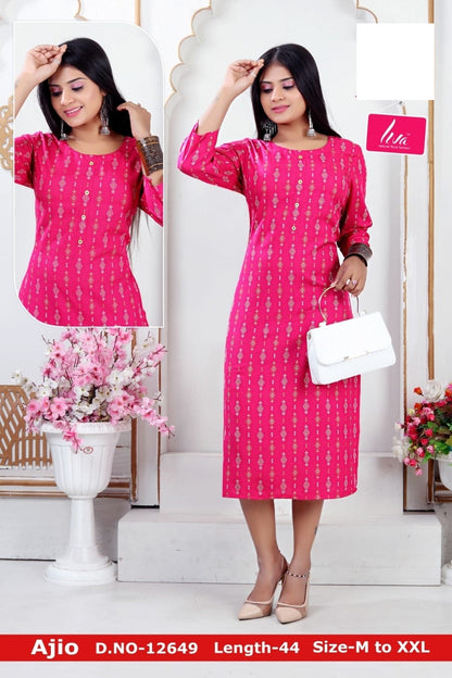 Ajio Zoya Rayon Straight Cut Kurtis