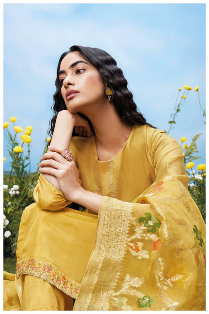 Aspyn 2242 Ganga Organza Plazzo Style Suits