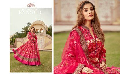 Gajgamini Virasat Dola Jacquard Gown Dupatta Set