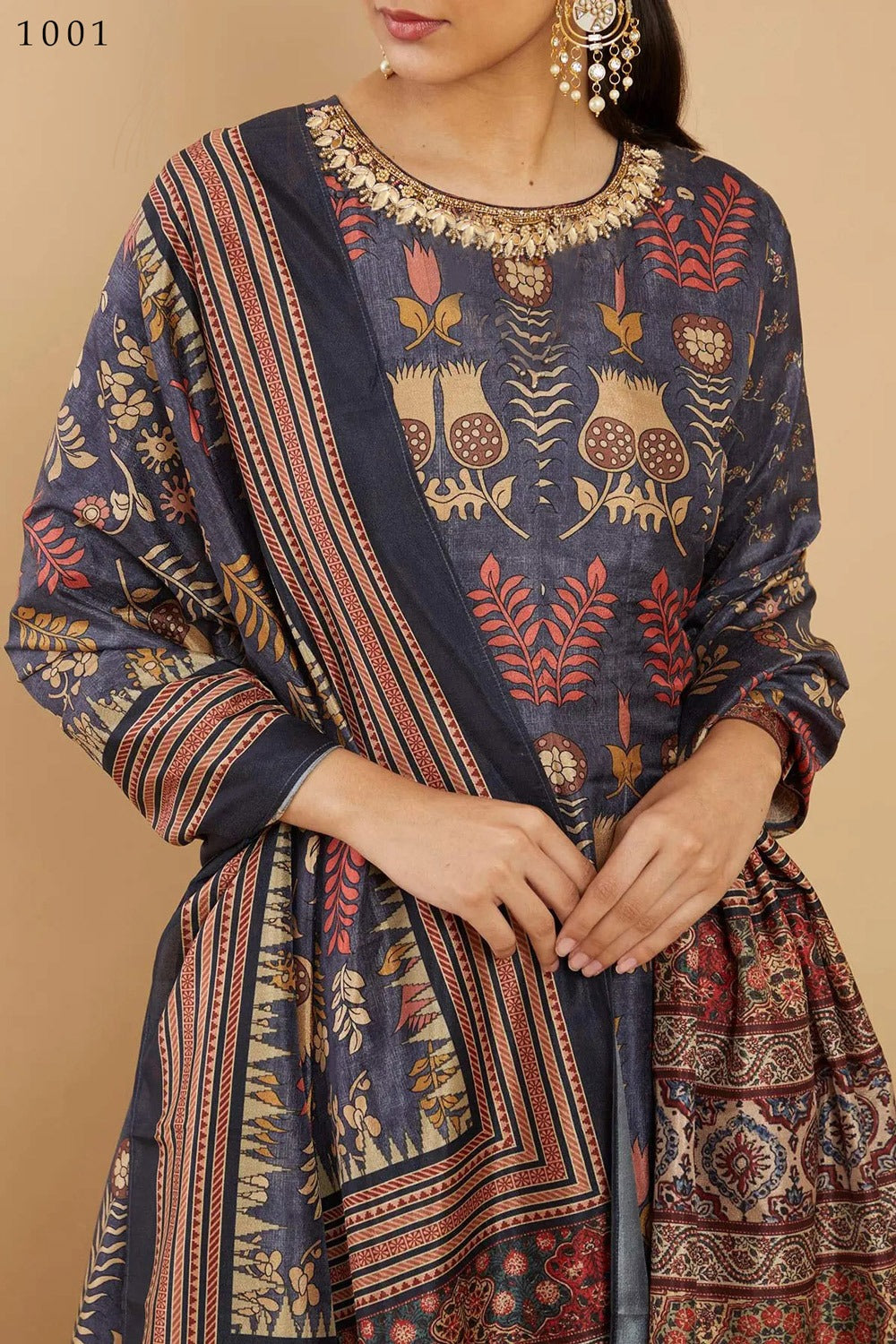 Kalishta Alfaaz Silk Gown Dupatta Set