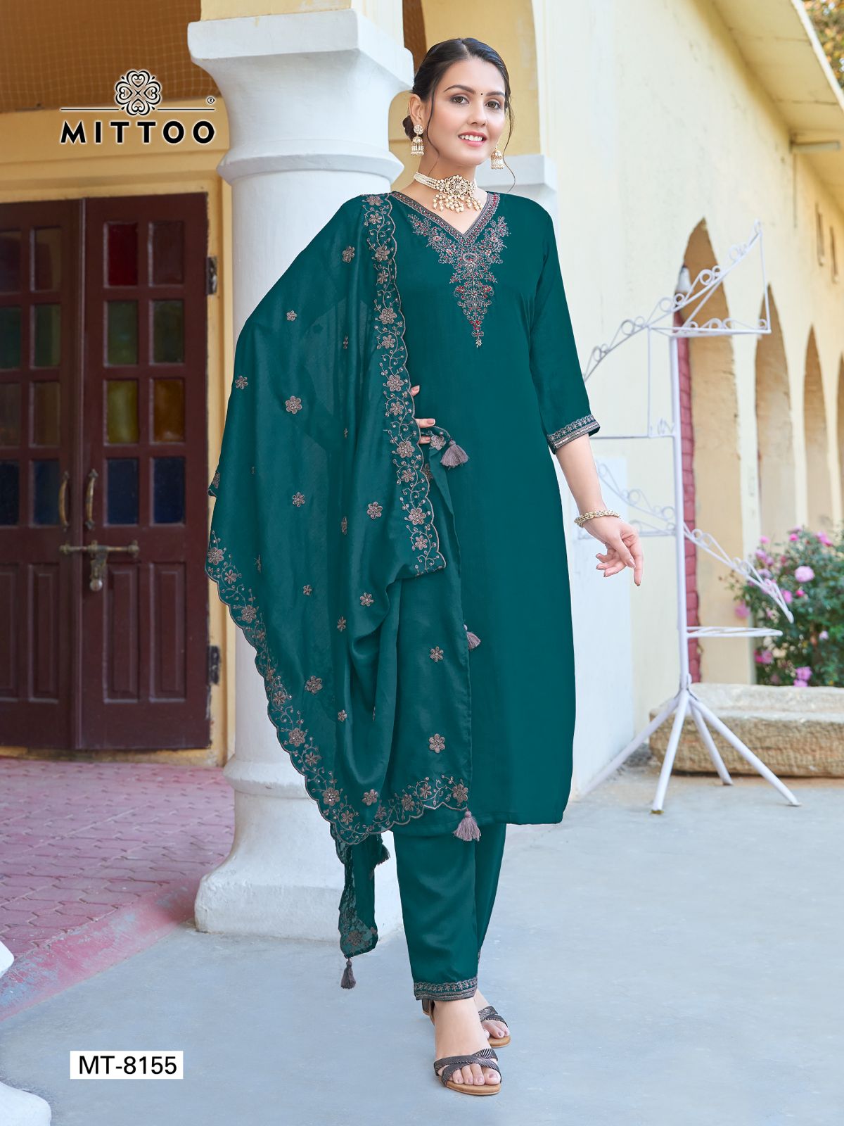 Mt 8155 Mittoo Vichitra Readymade Pant Style Suits