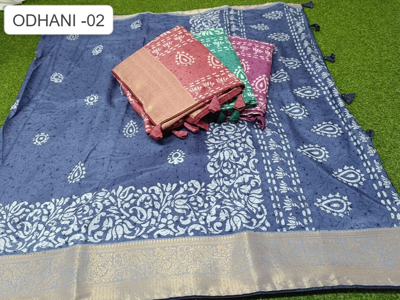 Odhani-2 Kalpveli Dolla Silk Sarees