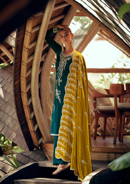 Rang E Makhmali Mumtaz Arts Fancy Velvet Suits