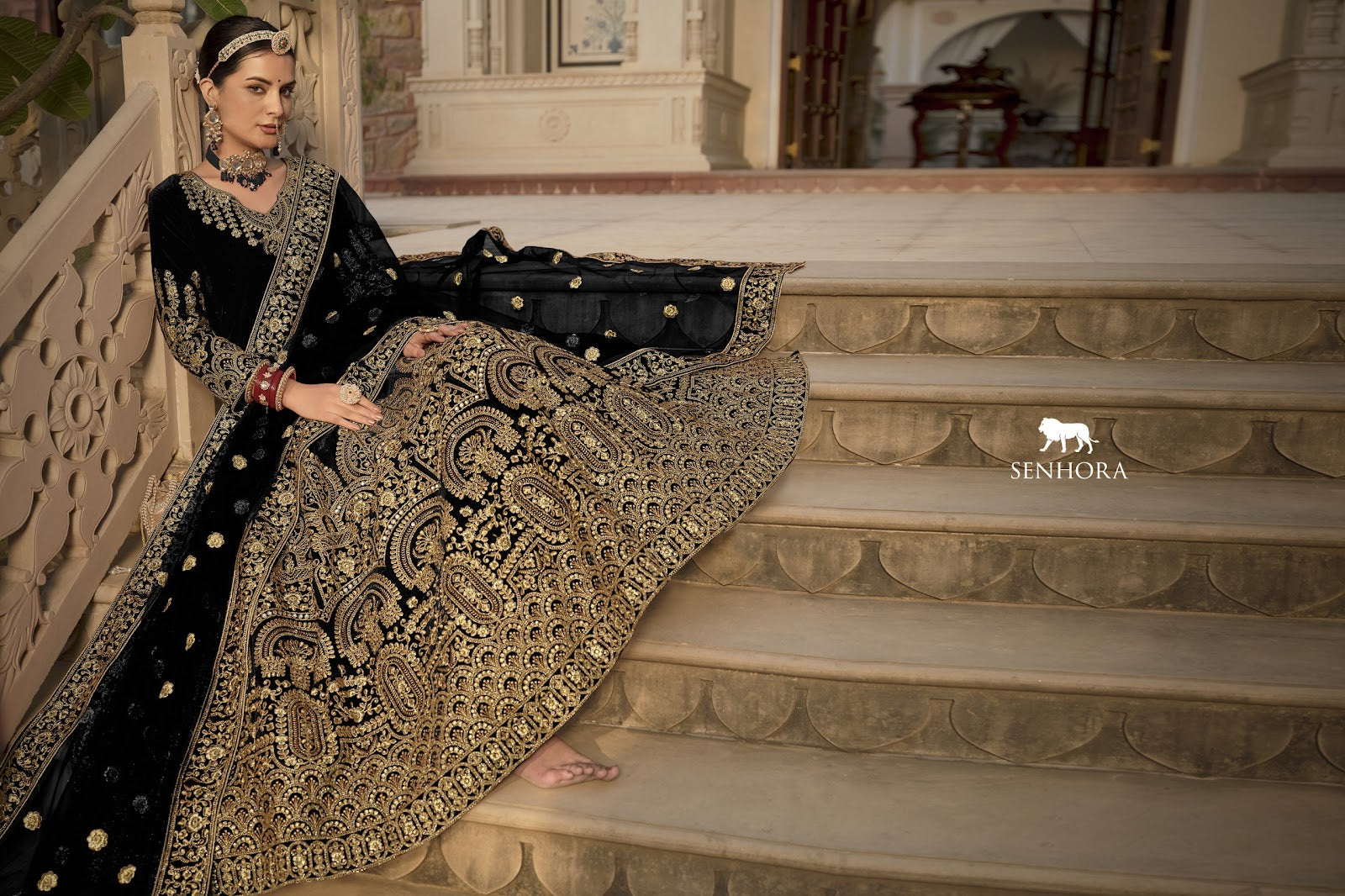 Riwayaat-3077 Senhora Velvet Anarkali Salwar Suits