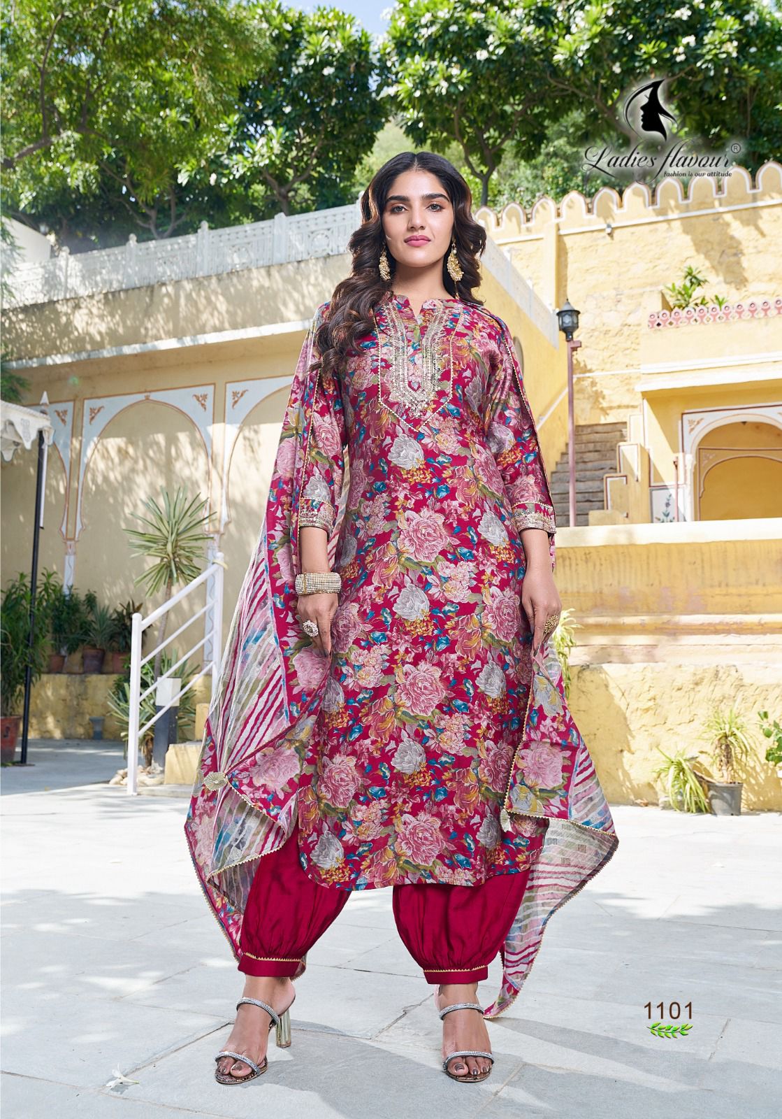 Saachi Ladies Flavour Chanderi Afghani Readymade Suit