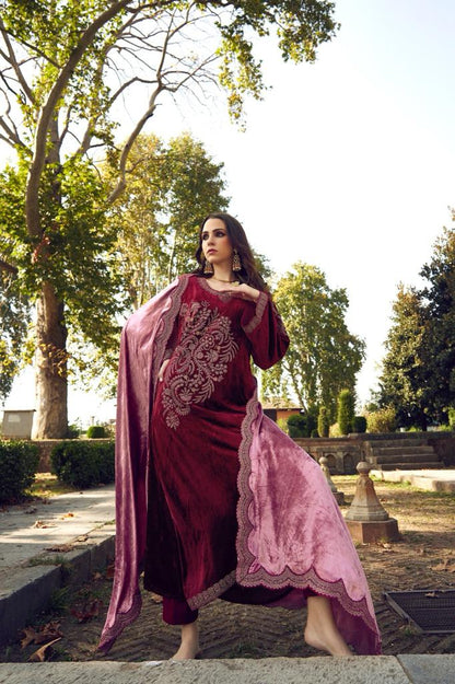 Swag Se Swagat Aiqa Velvet Suits