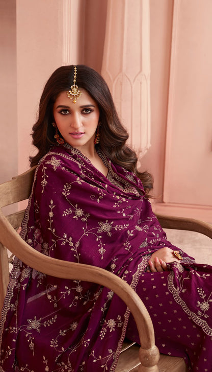 Swarnaa-Kuleesh Vinay Fashion Llp Dola Jacquard Pant Style Suits